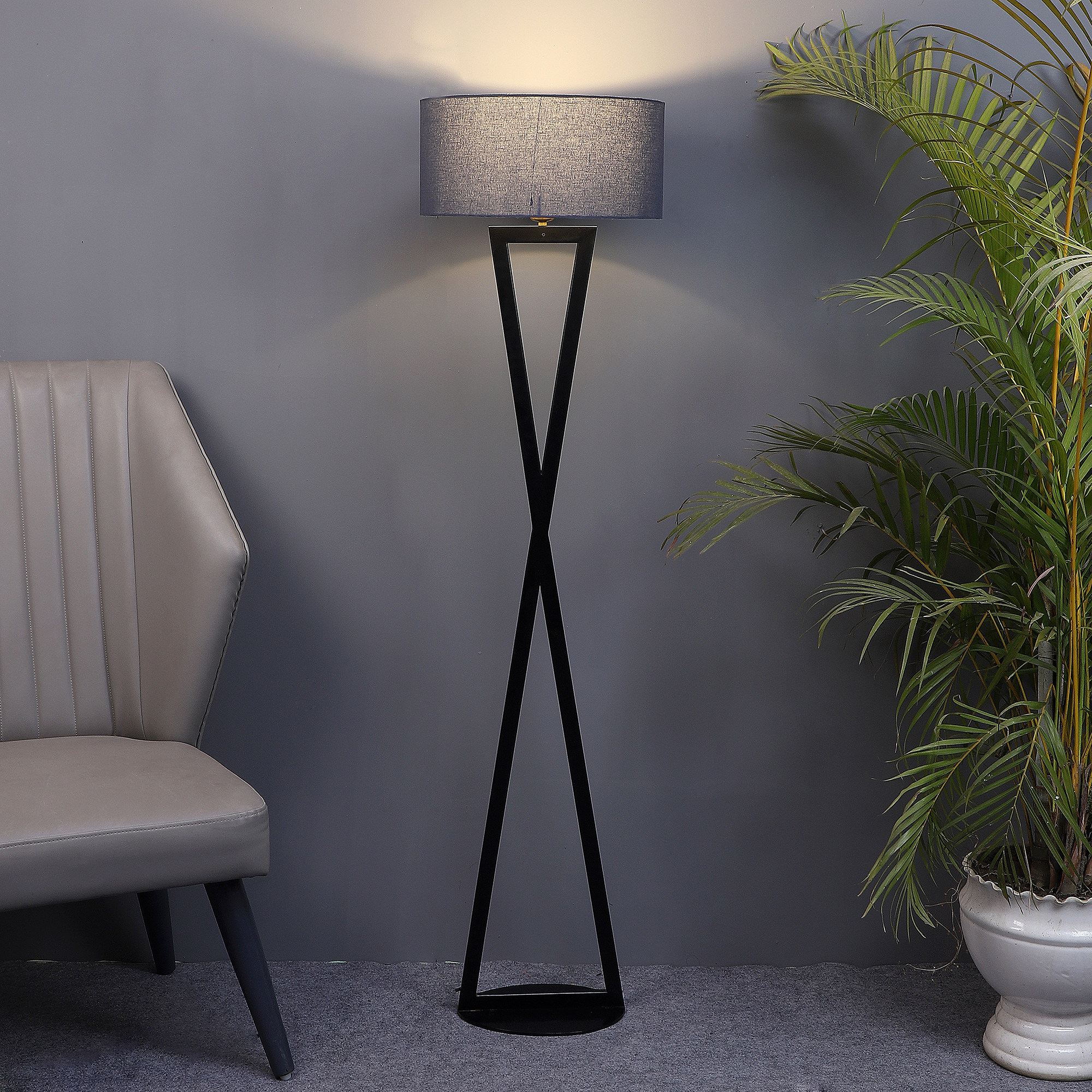 Hamptons Black Floor Lamp With Metal Base