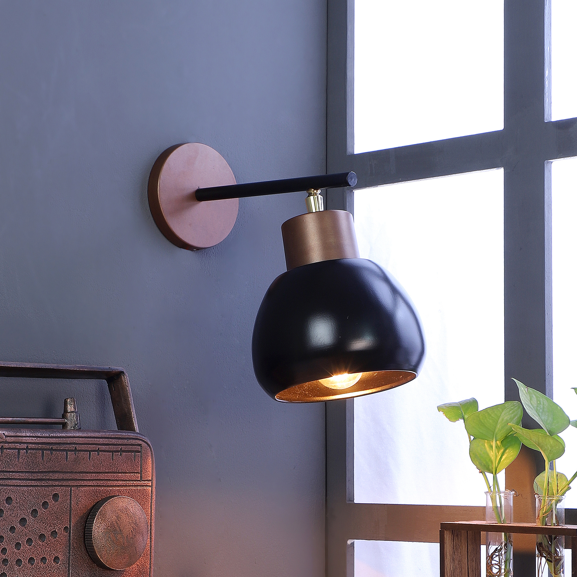 Bon-Bon Black Metal Wall Light